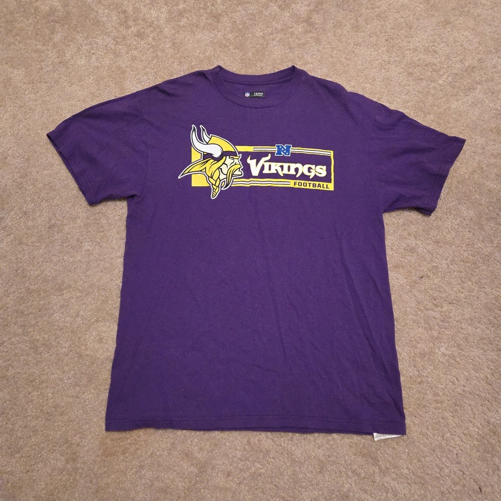 Minnesota Vikings Shirt Mens Large Purple Graphic Tee NFL Football Apparel